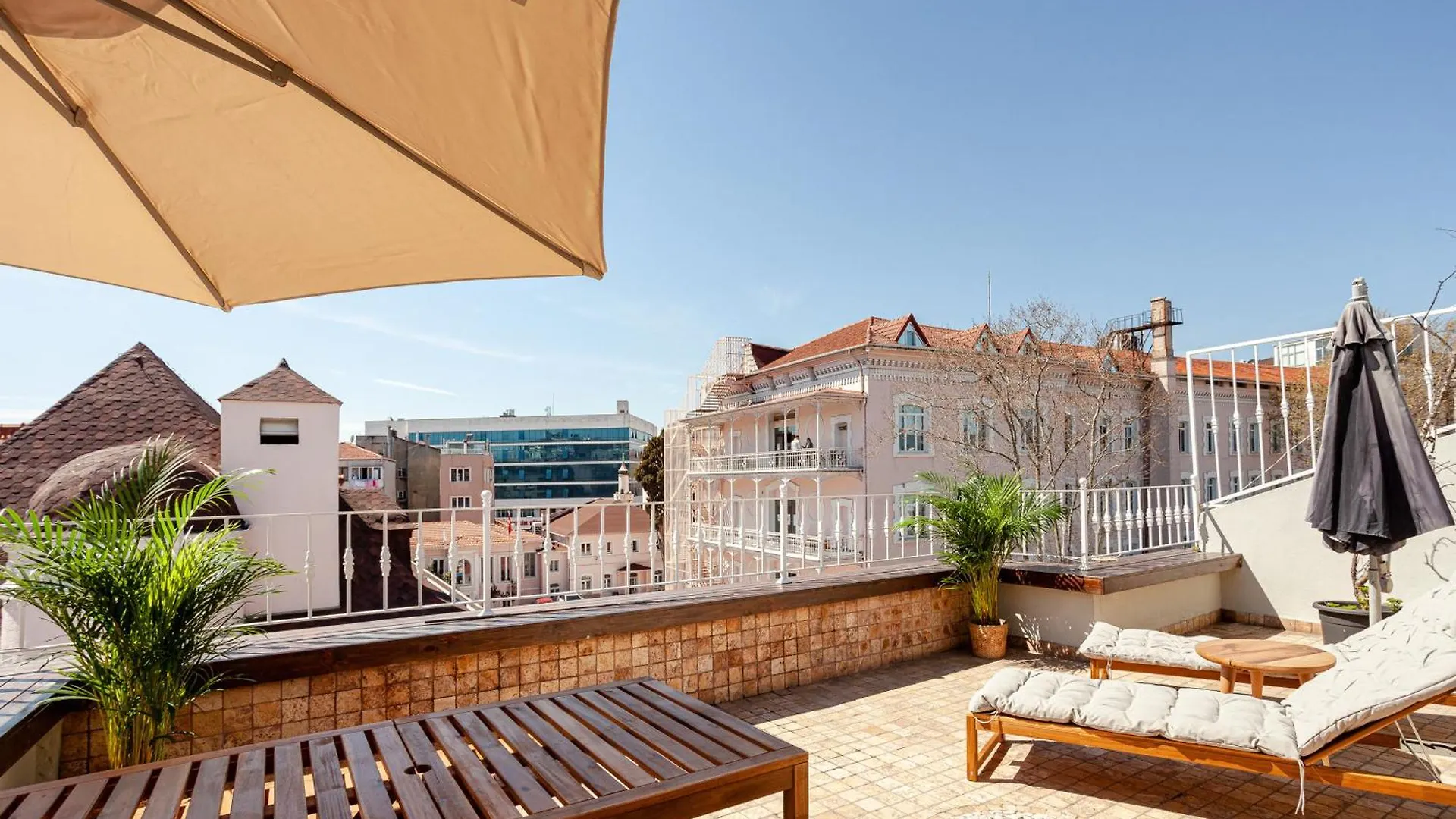 Cihangir, Central And Peaceful Istanbul Apartment